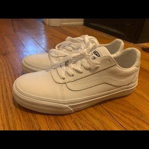 7.5 all white vans